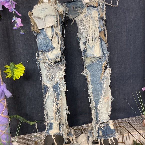 Walk With Mee Kustom on - Picture 8 of 16